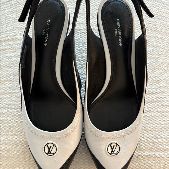 Louis Vuitton Monochrome Slingback Heels - Picture 1 of 10